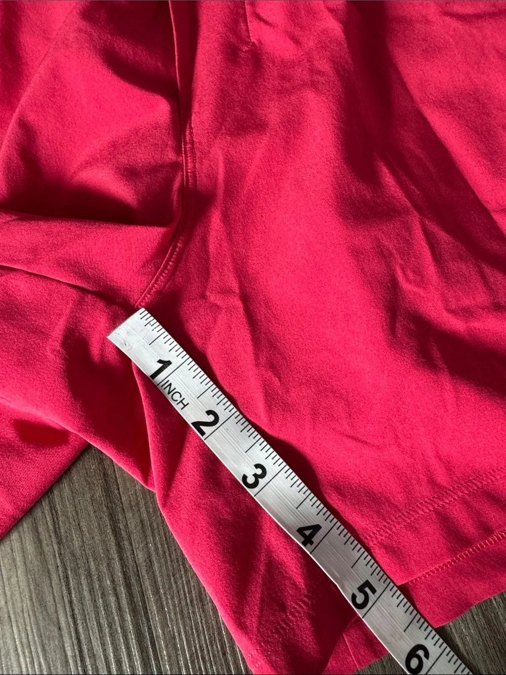 Lululemon Mens Shorts Size large red/pink Breaker Performance Running athletic
